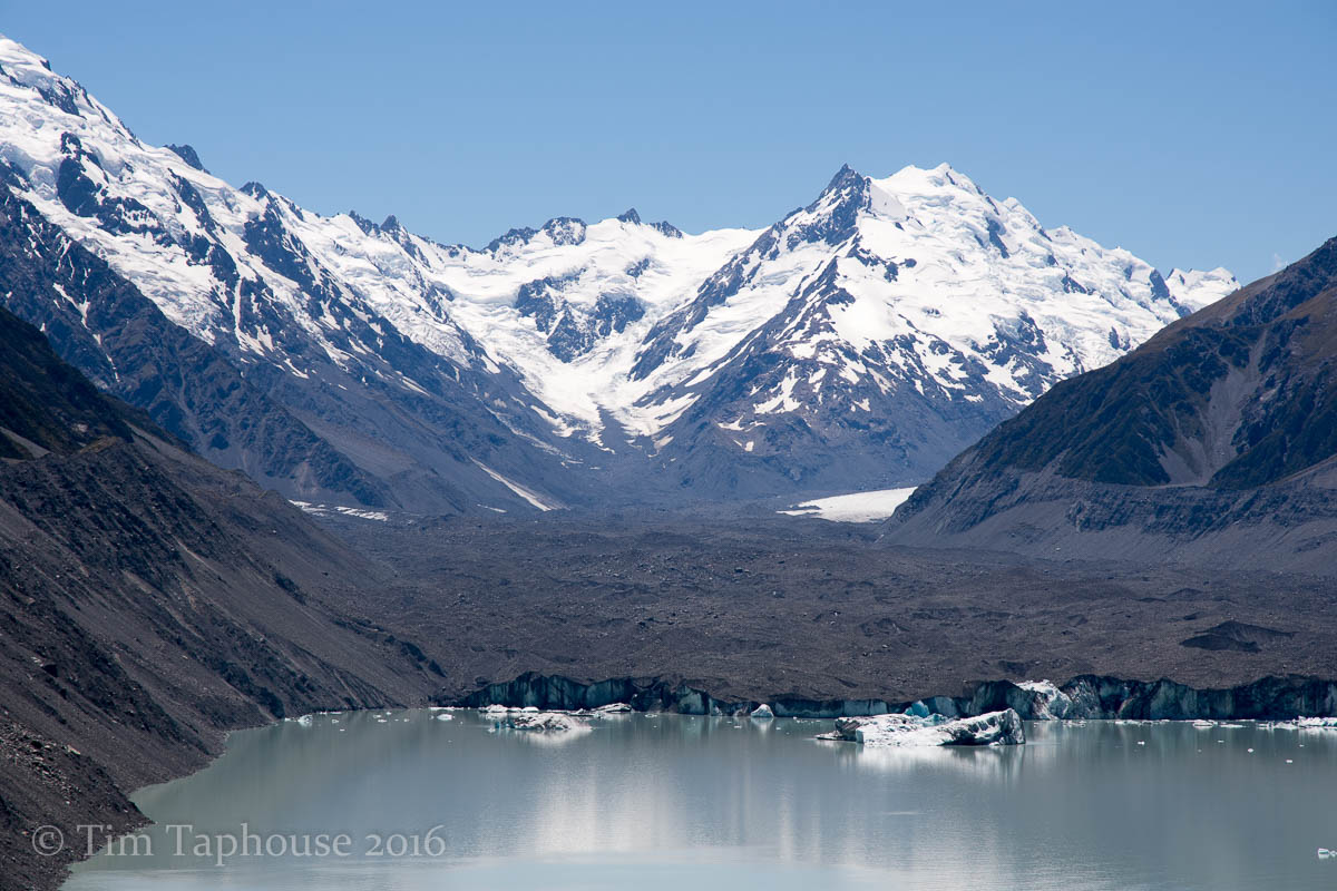 Tasman Glacier with iceburgs in the lake
