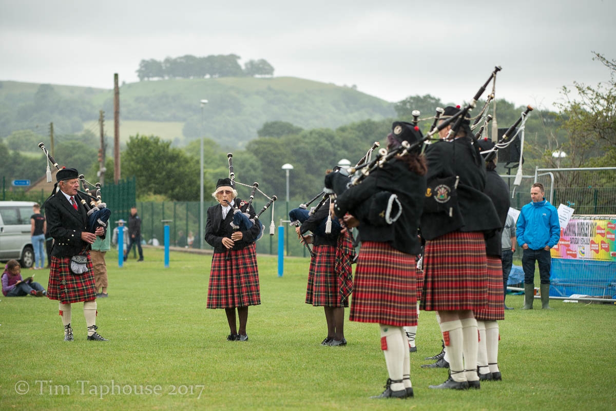 St. Andrew's Pipe Band of Cheltenham, with Smallpox Hill behind
